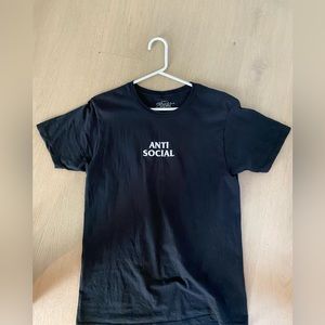 Almost brand new Men’s medium Anti social club black and white tee shirt 👕